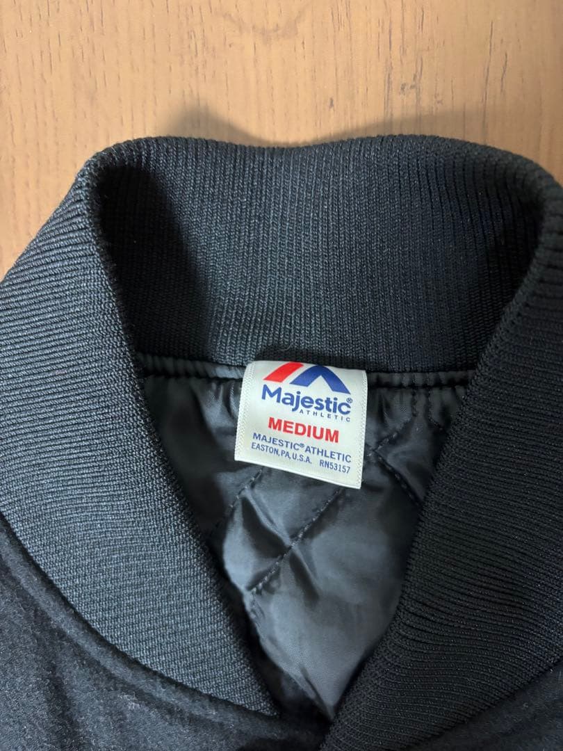 美品/ ニューヨークヤンキース スタジャン NY M Majestic MLB - メルカリ