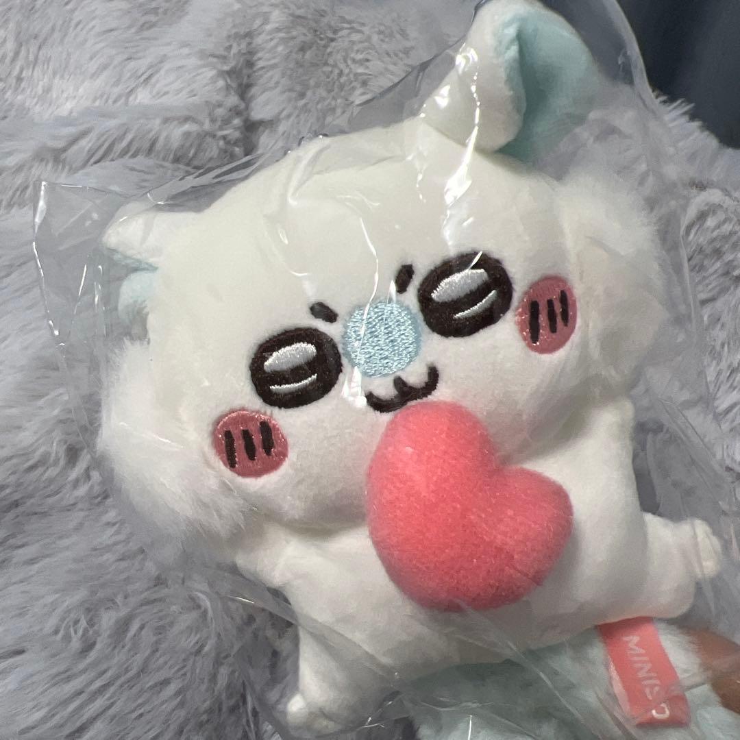 海外限定 MINISO ちいかわ 飛び立つモモンガ マスコット - メルカリ