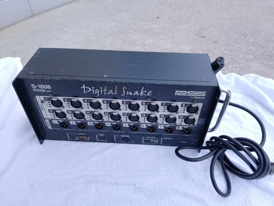 M*y様 Roland RSS S1608　デジタルスネーク　中古　ケーブルユニ M*y様 Roland RSS S1608 デジタルスネーク 中古 ケーブルユニ Roland
