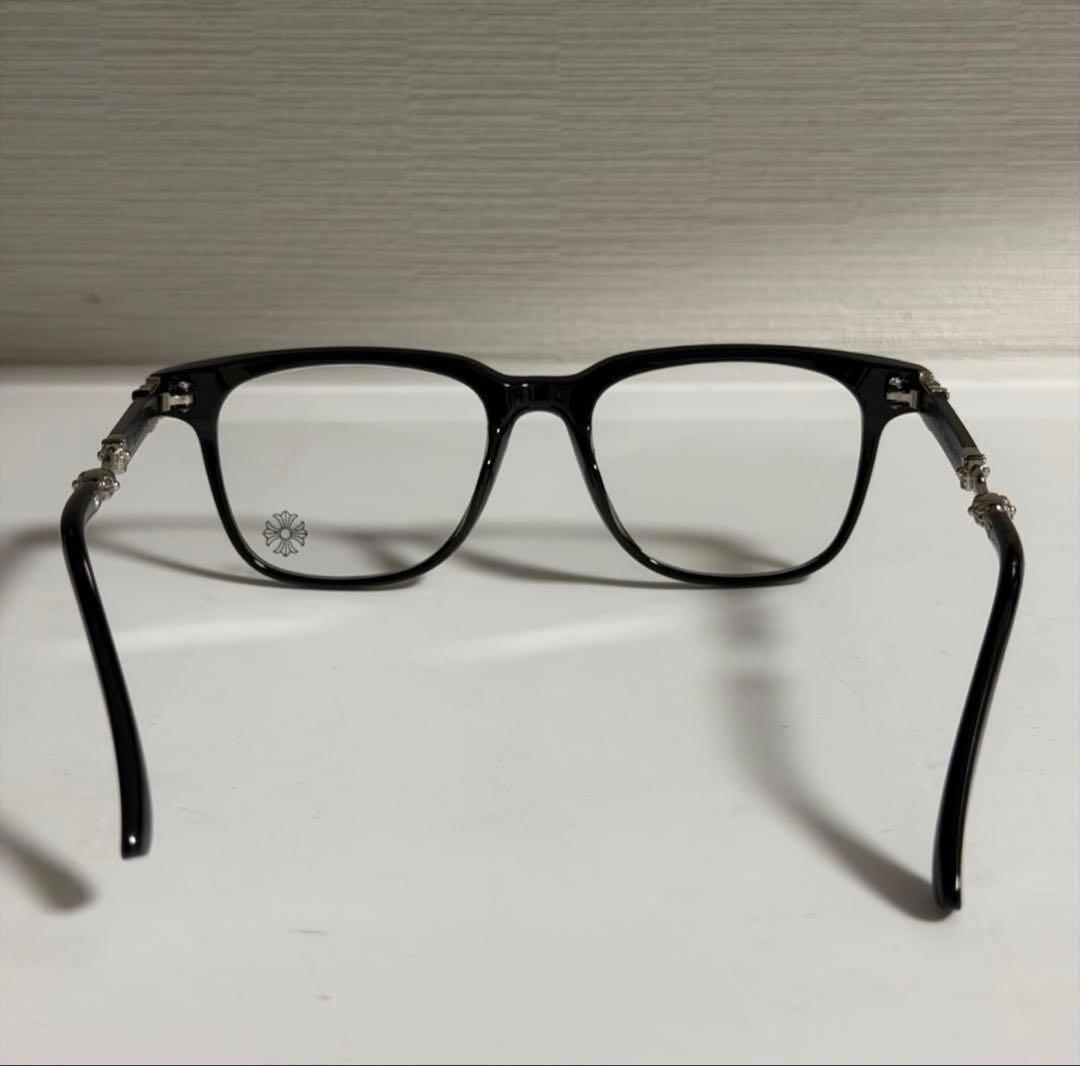 クロムハーツ好き 必見 ブラックフレーム メガネ シルバー装飾付き