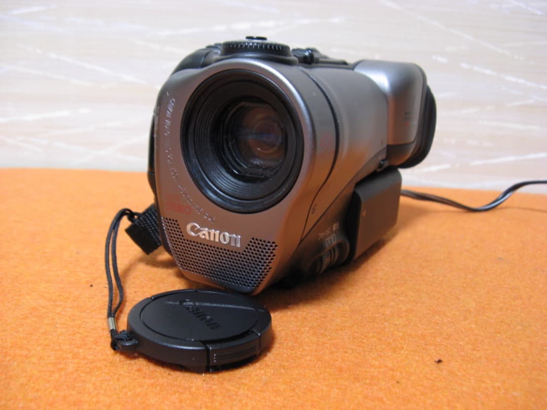 動作OK❗️☆CanonのHi8/8ミリビデオカメラ/Movie boy E2 - メルカリ
