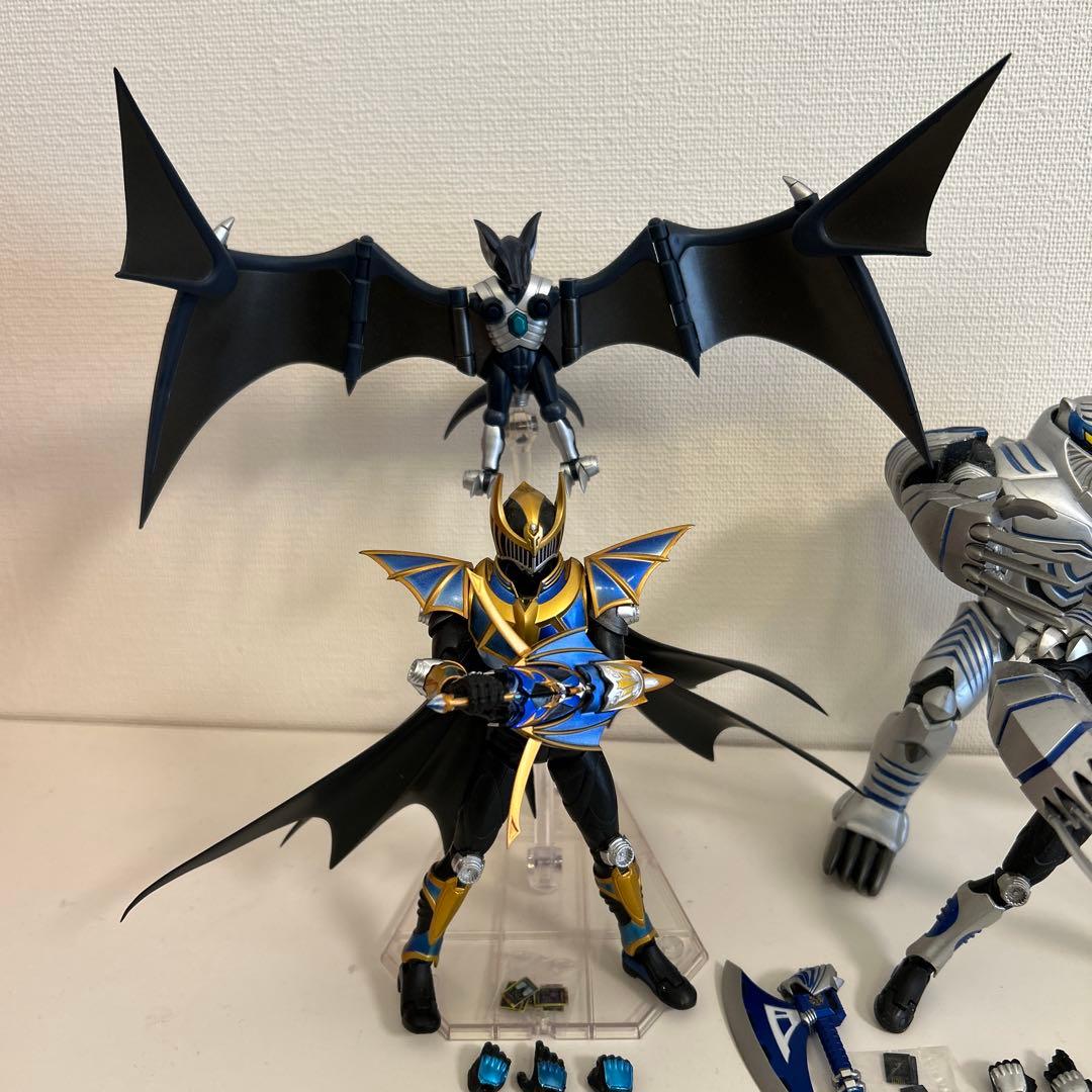 S.H.figuarts フィギュアーツ 仮面ライダー龍騎ミラーモンスター 真骨