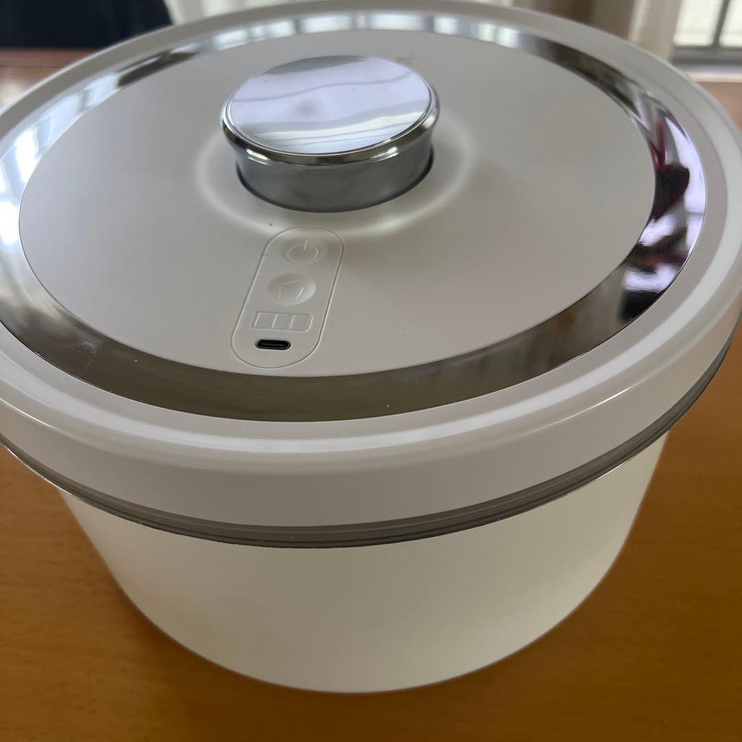 オーブル OoBLE ミニ 真空保存容器 6.5L ★即日発送★ 充電ケーブル付