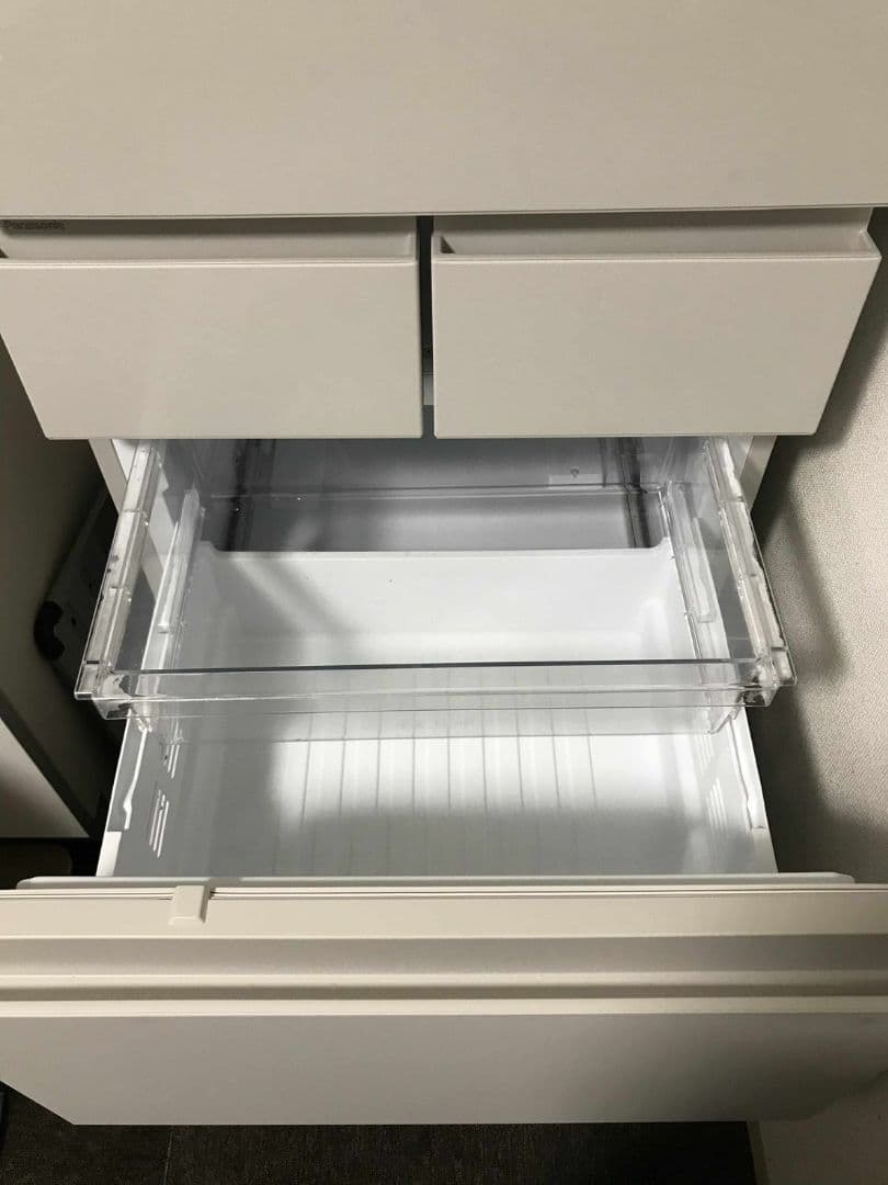 2025年8月購入の冷蔵庫。引き取り限定。 - メルカリ