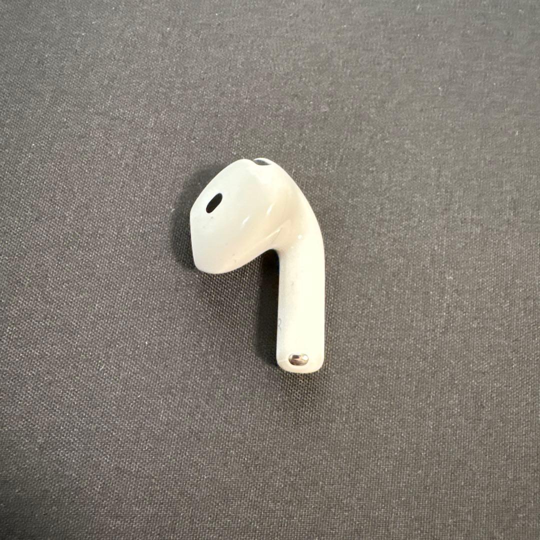 AirPods 第四世代 右耳のみ - メルカリ