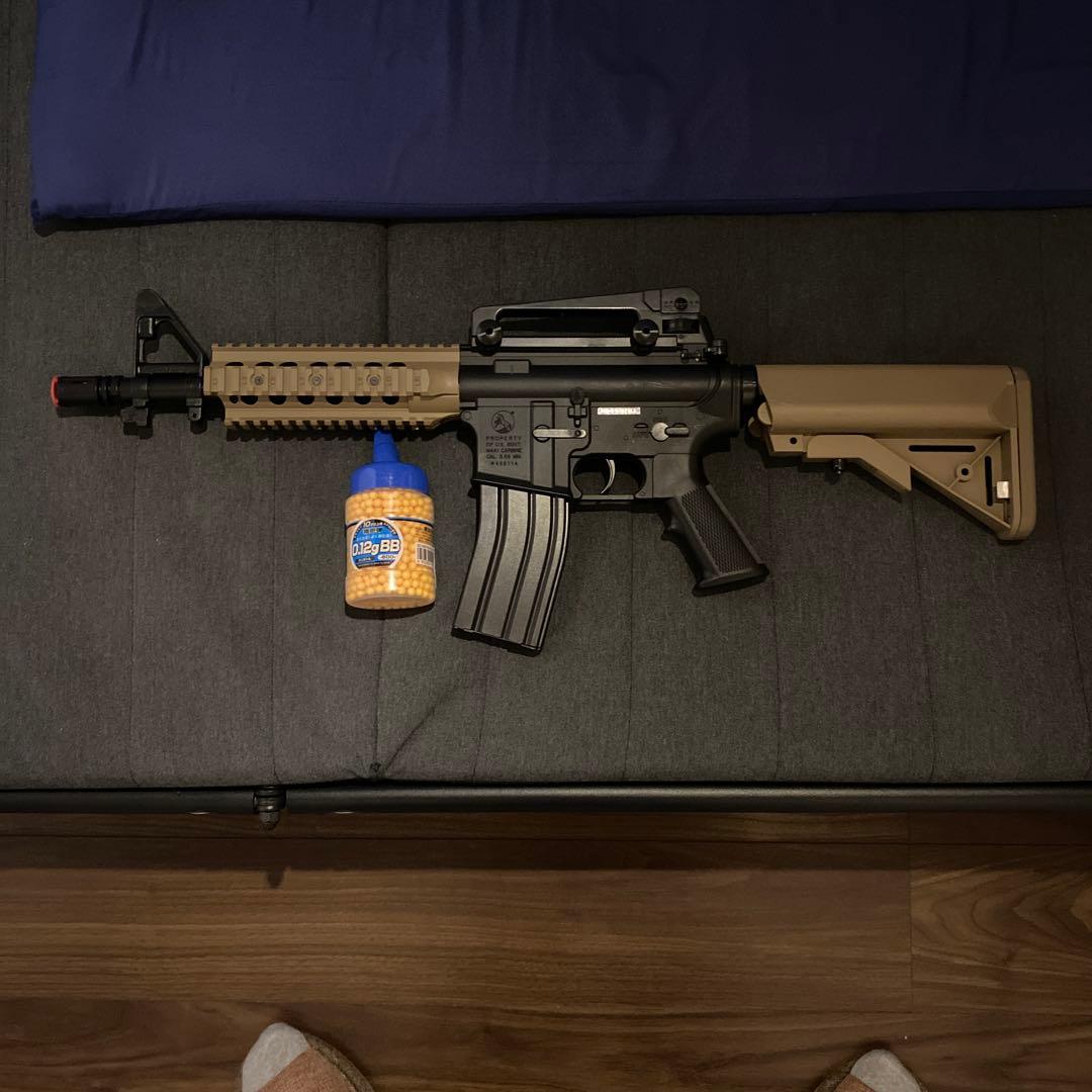 定価19800円　東京マルイ M4CQBタンカラーモデル Amazon | 東京マルイ M4CQB タンカラーモデル 10歳以上電動ガン ライト