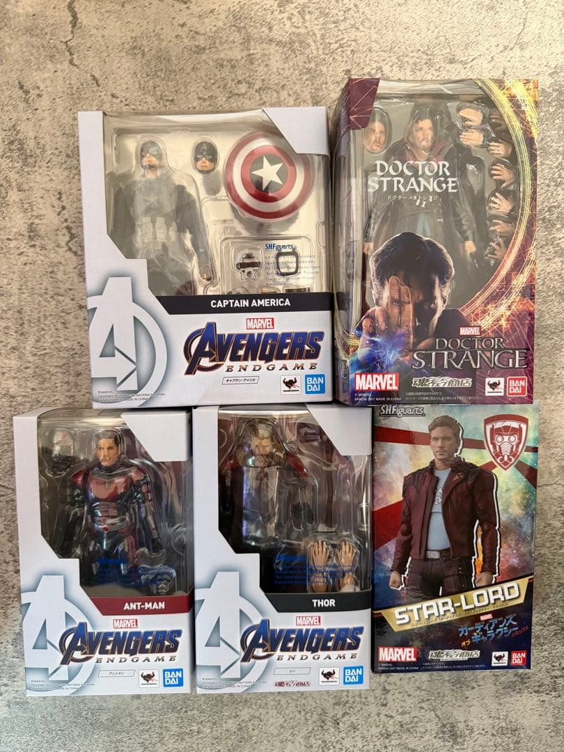 アベンジャーズエンドゲーム フィギュアセット Amazon.co.jp: ディズニーストア（公式）フィギュアセット マーベル