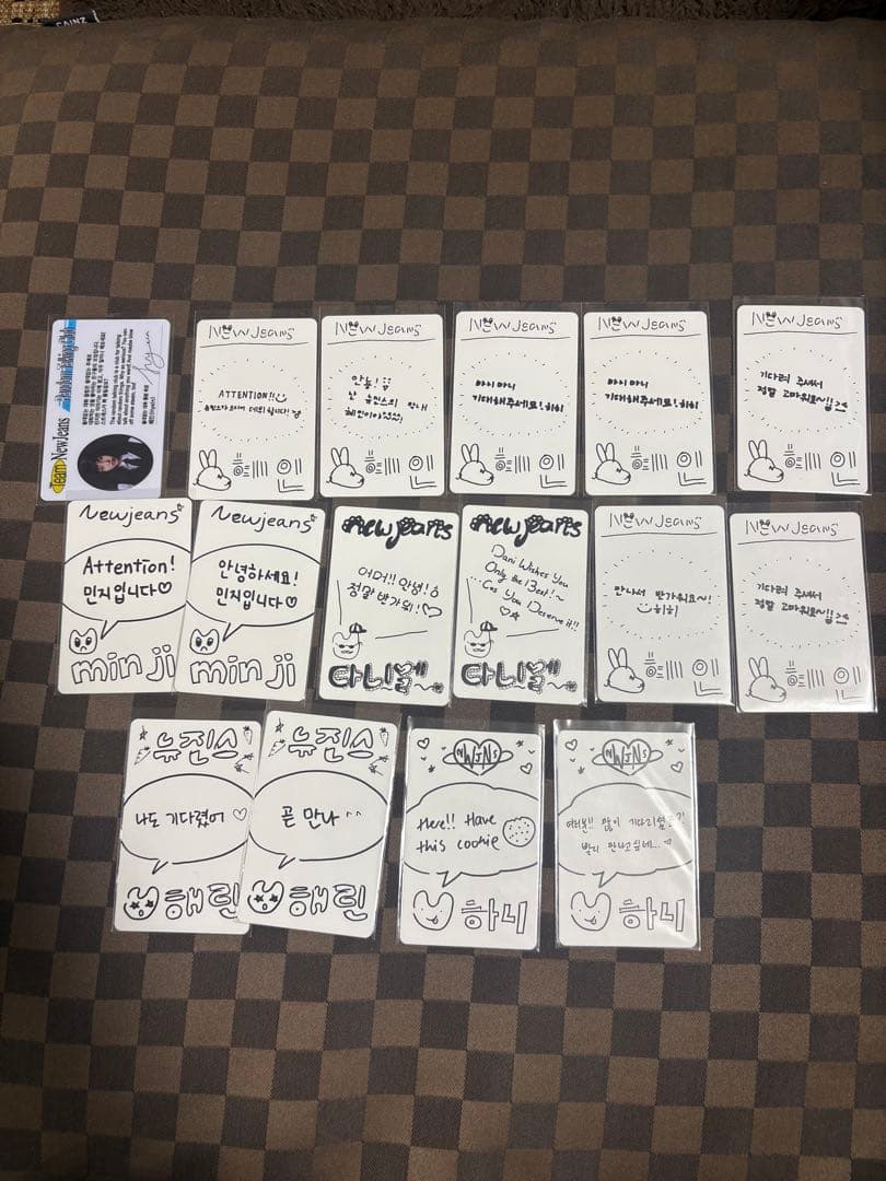 NewJeans まとめ売り - メルカリ