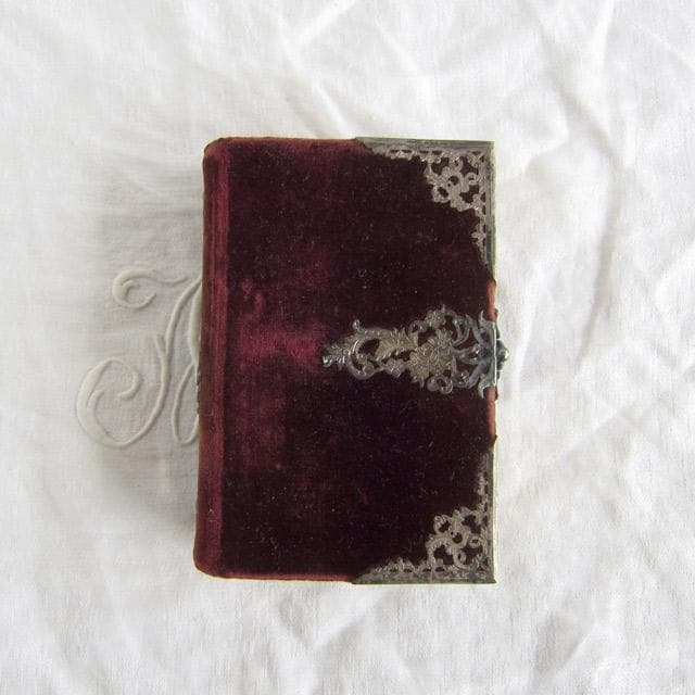 フランスアンティーク 祈祷書 ベルベット 花彫 金具19世紀 聖書
