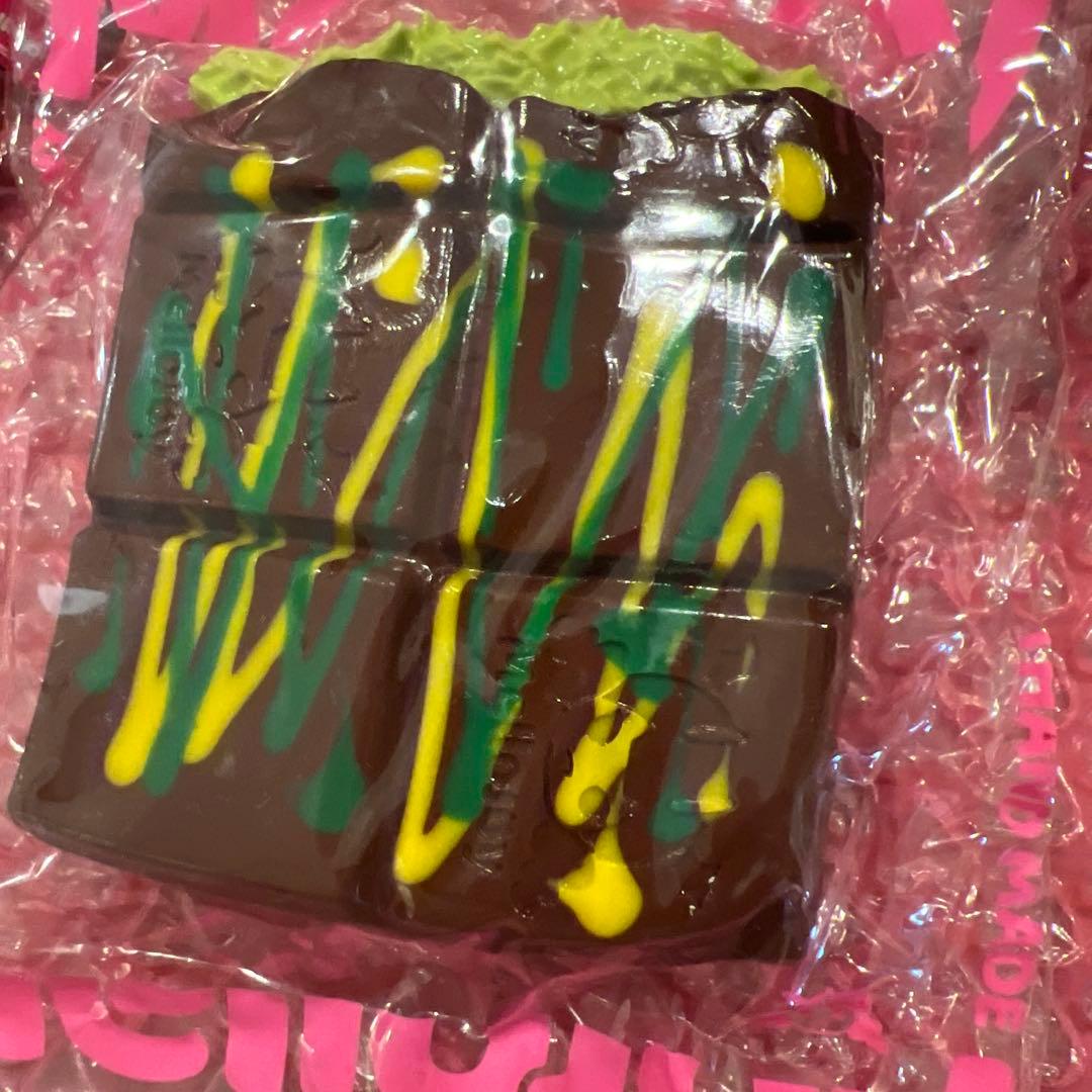 A*様 mellojoy スクイーズ ドバイチョコ - メルカリ