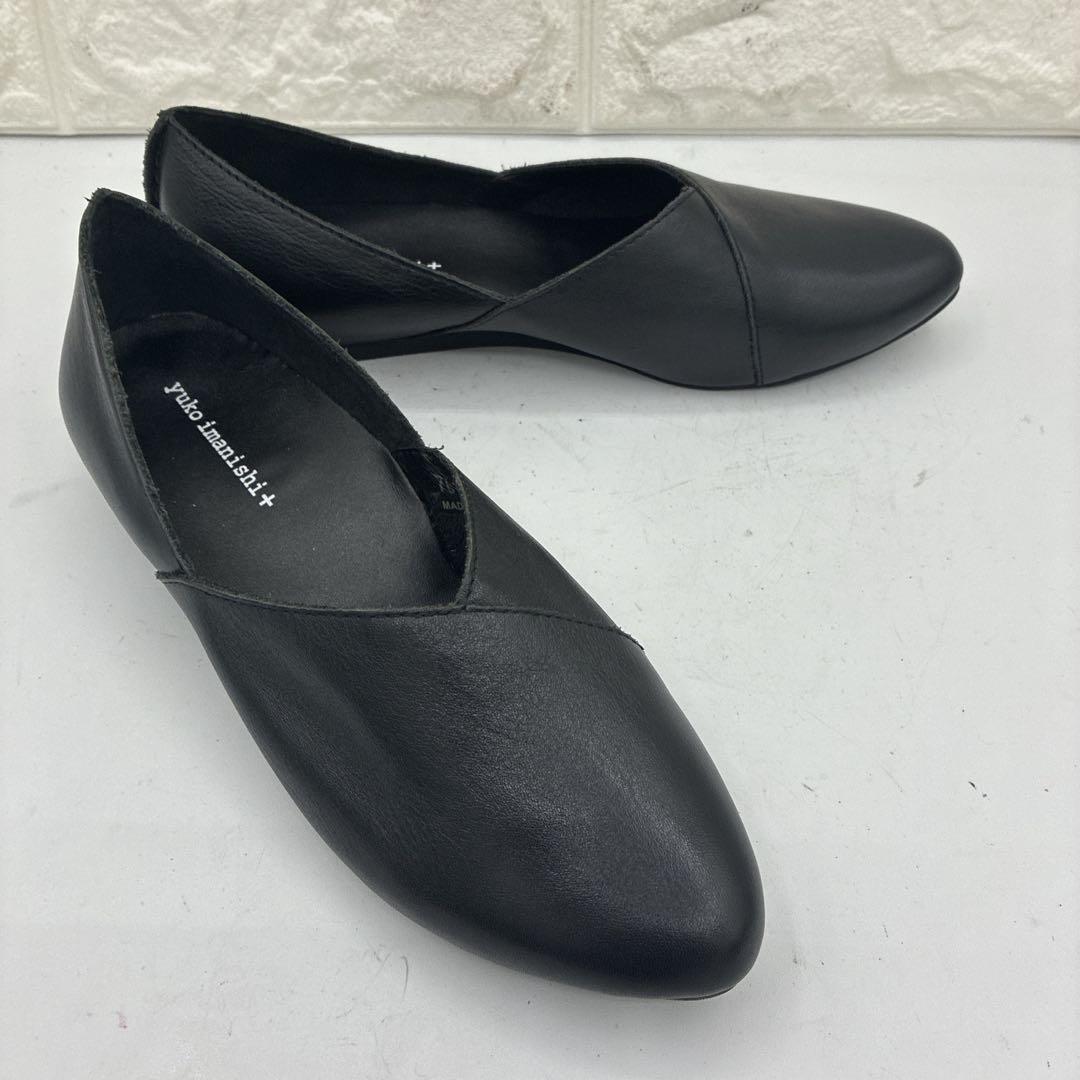 【美品】ユウコイマニシプラス IBUKI Vカット スリッポン 35 黒