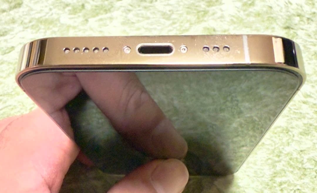 ましとです、ありがとう御座いました！　 Pro 256GB SIマケ2個付