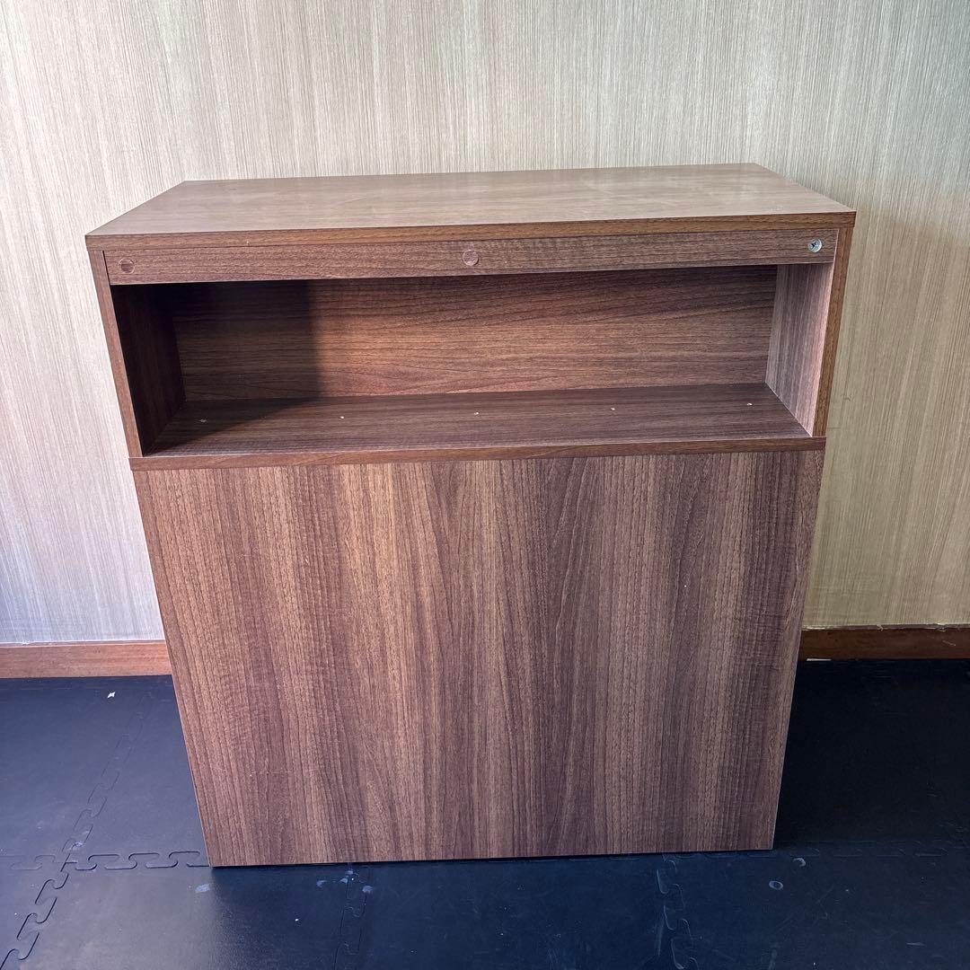 カウンター Good Sunday morning PERNIO! 😊 Baseboards installation project