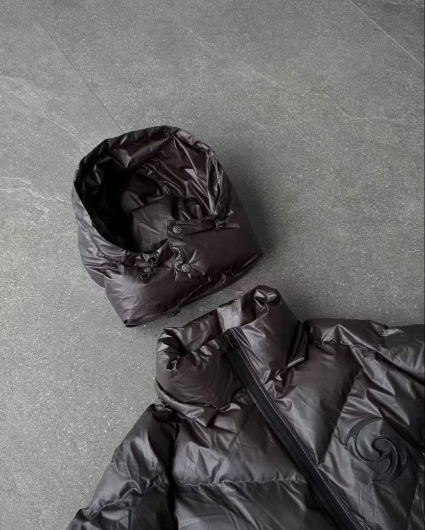 ま*ー様 VRROCK HEAT REACTIVE PUFFER ブラック ME - メルカリ