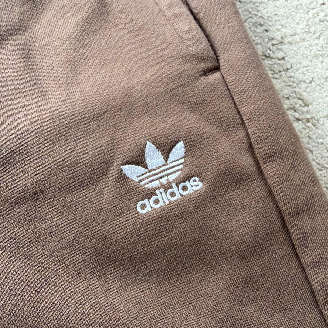 adidas ブラウン スウェットセット - メルカリ