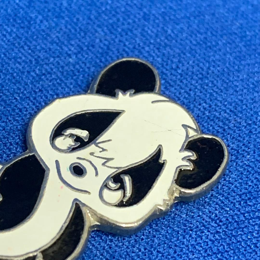 昭和レトロ ホールマーク パンダ バッジ 金属製 サンリオ - メルカリ