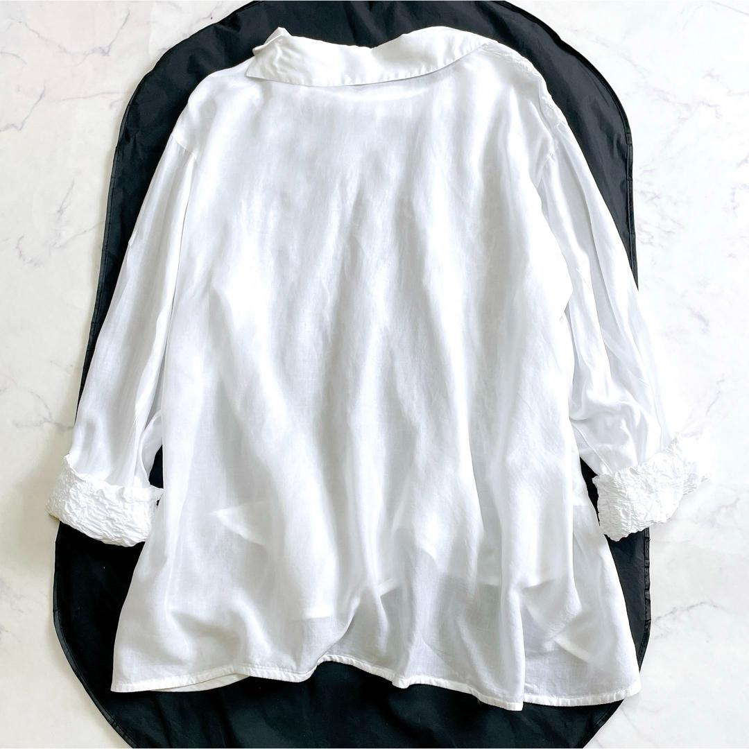 美品 慈雨 センソユニコ シャーリング刺しゅうチュニックブラウス 40