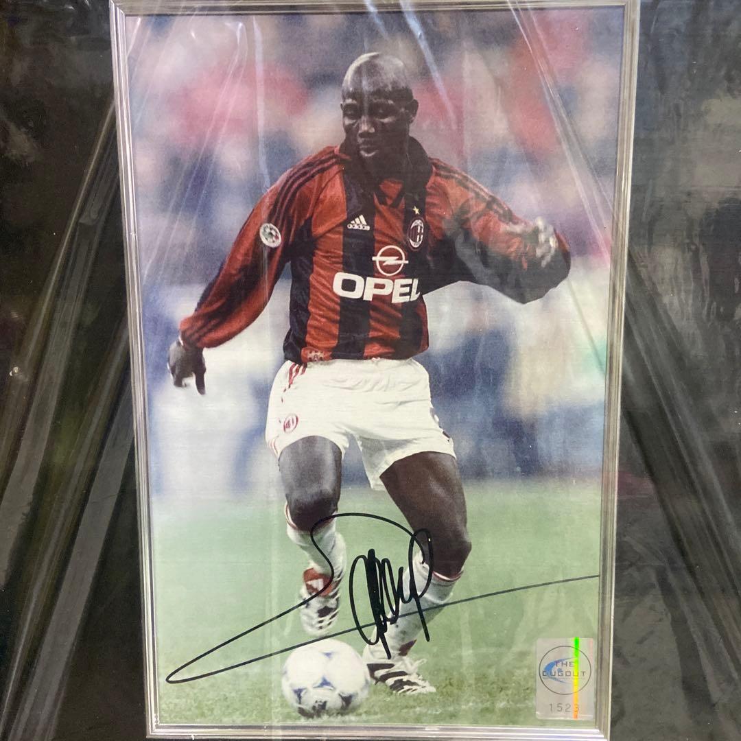 ジョージ・ウェア直筆サイン入りフォト 額入り - メルカリ