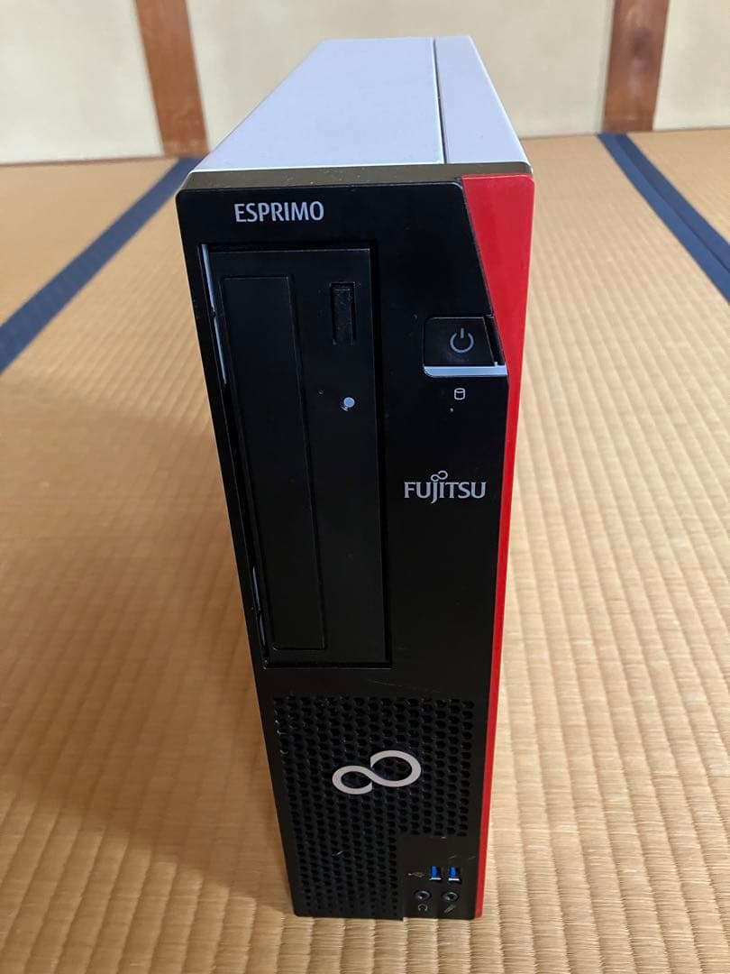 Windowsデスクトップ FUJITSU ESPRIMO D586/MX Core i7 6700 Amazon.co.jp: 中古パソコン 富士通 ESPRIMO D586/M(MX) Windows10