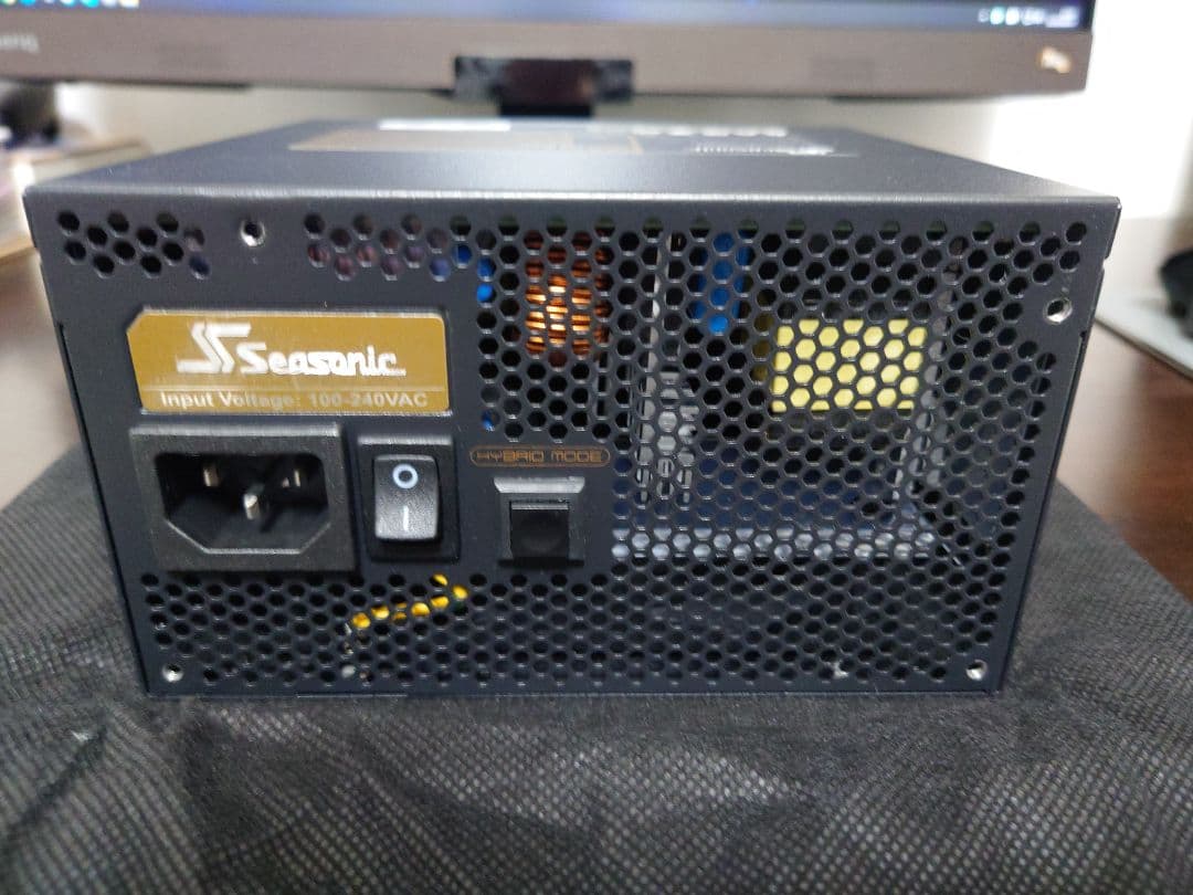 極美品・付属品完備】Seasonic FOCUS PLUS 650 Gold - メルカリ