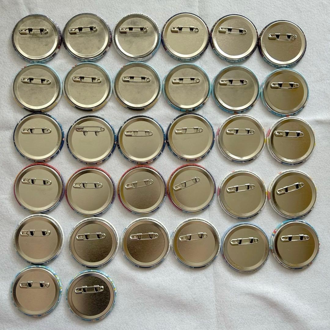 すとぷり ころんくん 缶バッチ まとめ売り - メルカリ