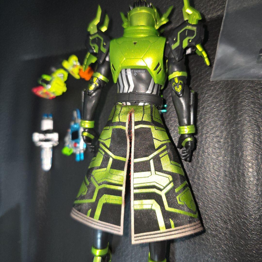 S.H.Figuarts 仮面ライダークロノス クロニクルゲーマー 布ローブ