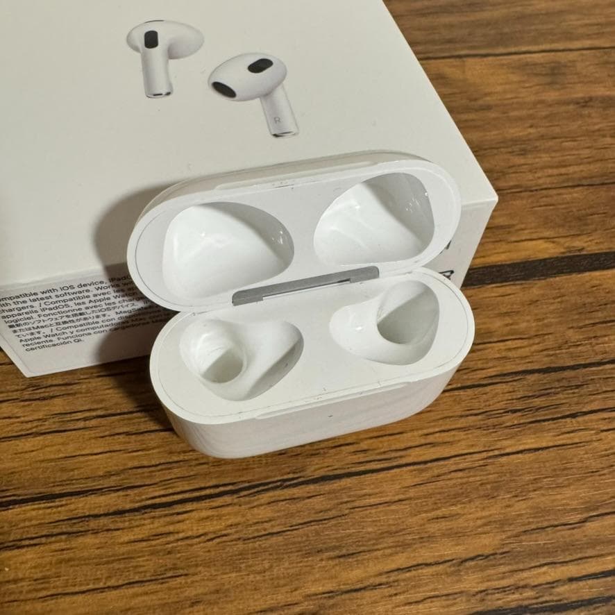 Apple AirPods 第3世代