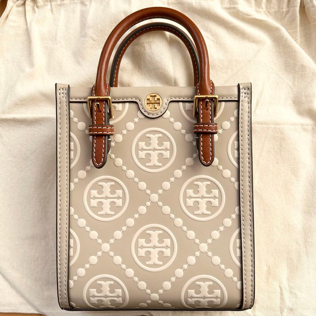 トリーバーチ Tモノグラム エンボス ミニトート - メルカリ