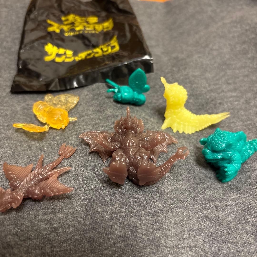 バラ売り不可】ゴジラの映画おまけ6点 - メルカリ