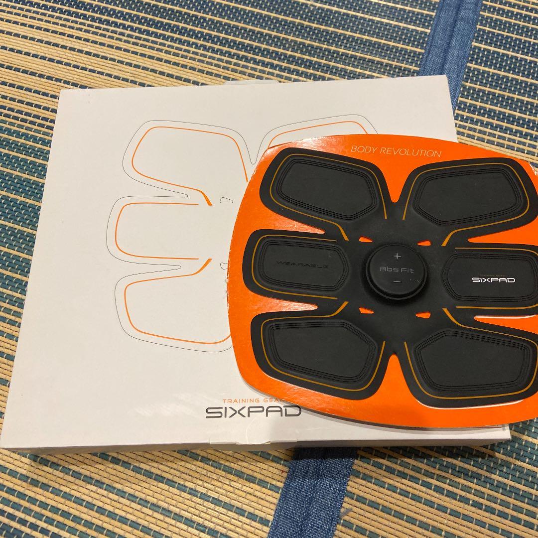 SIXPAD 正規品　※箱あり SIXPAD（シックスパッド） 高電導ジェルシート（チェストフィット