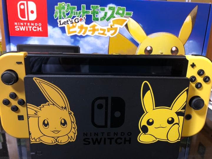 【希少】ポケットモンスターLet’s Go ピカチュウ(任天堂Switch本体) 希少】ポケットモンスターLet's Go ピカチュウ(任天堂Switch本体)