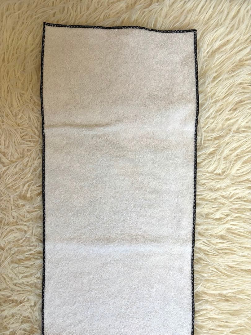 Ado 喜劇 最初の名盤 タオル 美品 - メルカリ