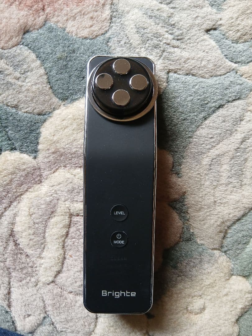 Brighte 　エレキリフト Amazon.co.jp: Brighte(ブライト) ELEKI LIFT (美顔器/EMS/フェイス