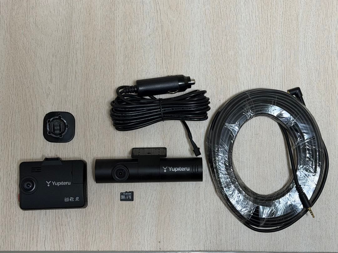 ユピテル ドライブレコーダー Z-310 Z-310｜全方面3カメラドライブレコーダー｜Yupiteru(ユピテル)