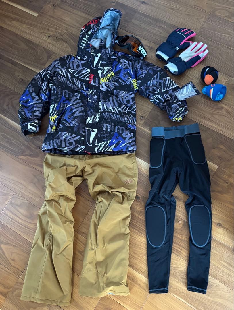 135cm〜155cm サイズ調整可能　スノーボードウェアセット 子ども用 楽天市場】スノーウエア キッズ ジュニア 上下セット サイズ調節機能