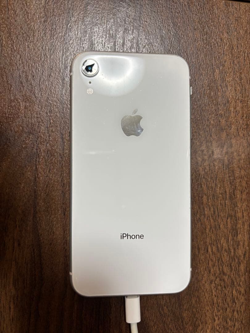 ジャンク品】Apple iPhone XR ホワイト 本体 128G - メルカリ