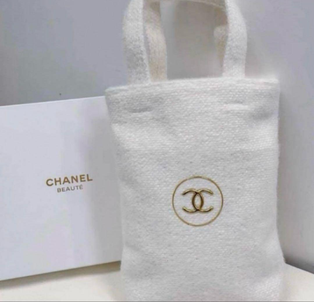 CHANELノベルティミニトート - メルカリ