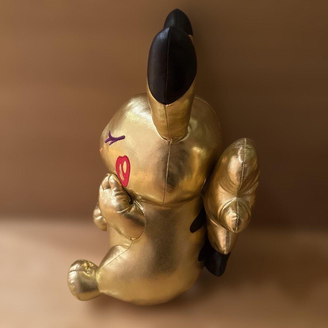 シュウ ウエムラ × ピカチュウ」コラボぬいぐるみ（未使用・タグ付き