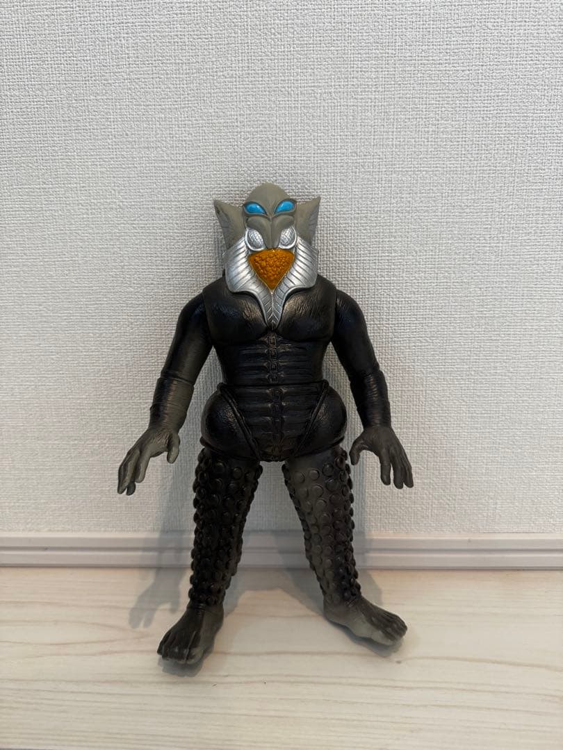 メフィラス星人レトロ ver.楳図かずお版 楳図かずお版「ウルトラマン」ソフビシリーズ メフィラス星人レトロVer.