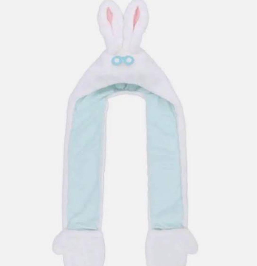 白うさぎ マフラーキャップ - メルカリ