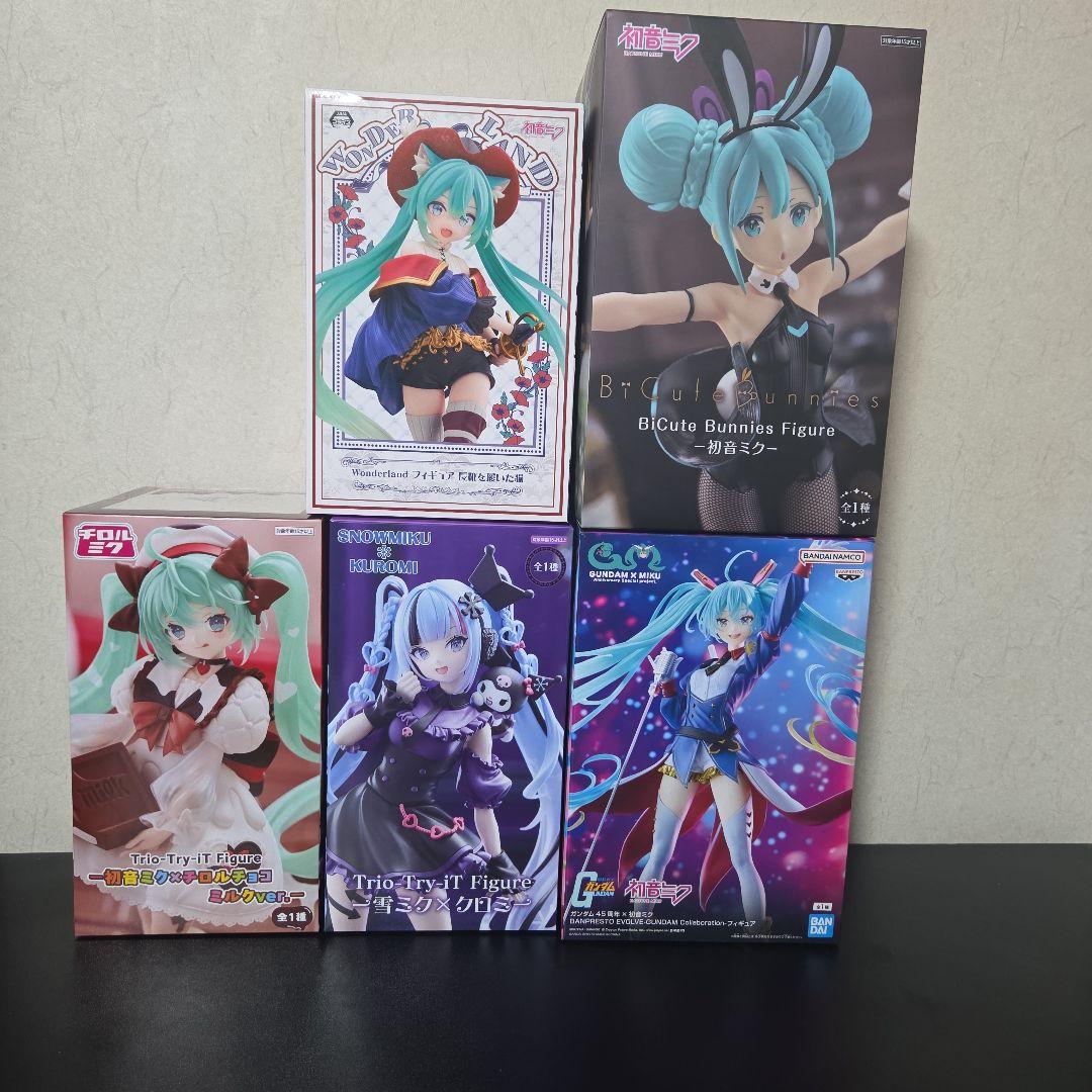 初音ミクフィギュア 5体セット - メルカリ