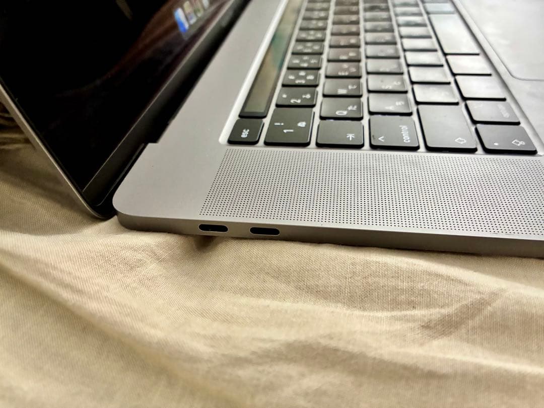 MacBookPro 16インチ 2019年 i9 2.4GHz 32GB