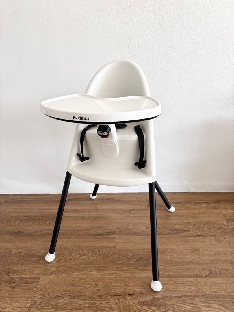 廃盤品 ベビービョルン ハイチェア BABY BJORN ハイチェア ベビービョルン(ベビーチェア)のレンタル-点検清掃済・安心