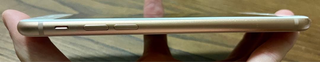 iPhone 8 本体 ◎64GB/箱あり/大きな傷なし！