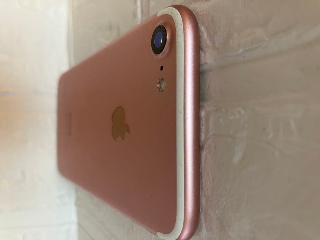 iPhone 7 ローズゴールド本体 128G - メルカリ