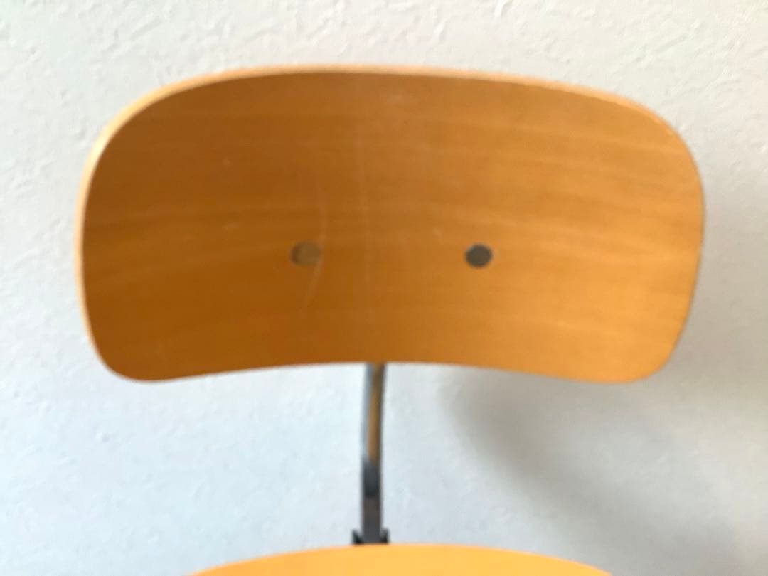 Fritz Hansen KEVI ケヴィチェア 木目調 キャスター付 中古品 - メルカリ