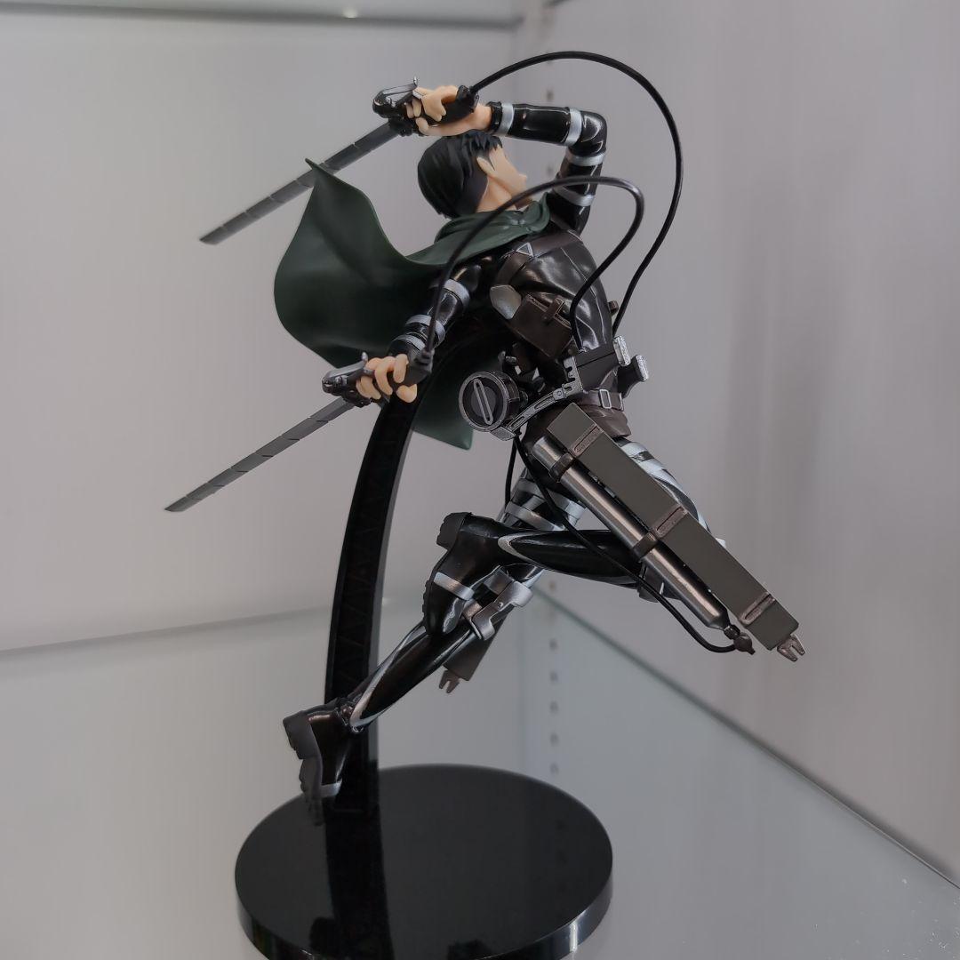 進撃の巨人 一番くじ リヴァイ ラストワン賞 - メルカリ