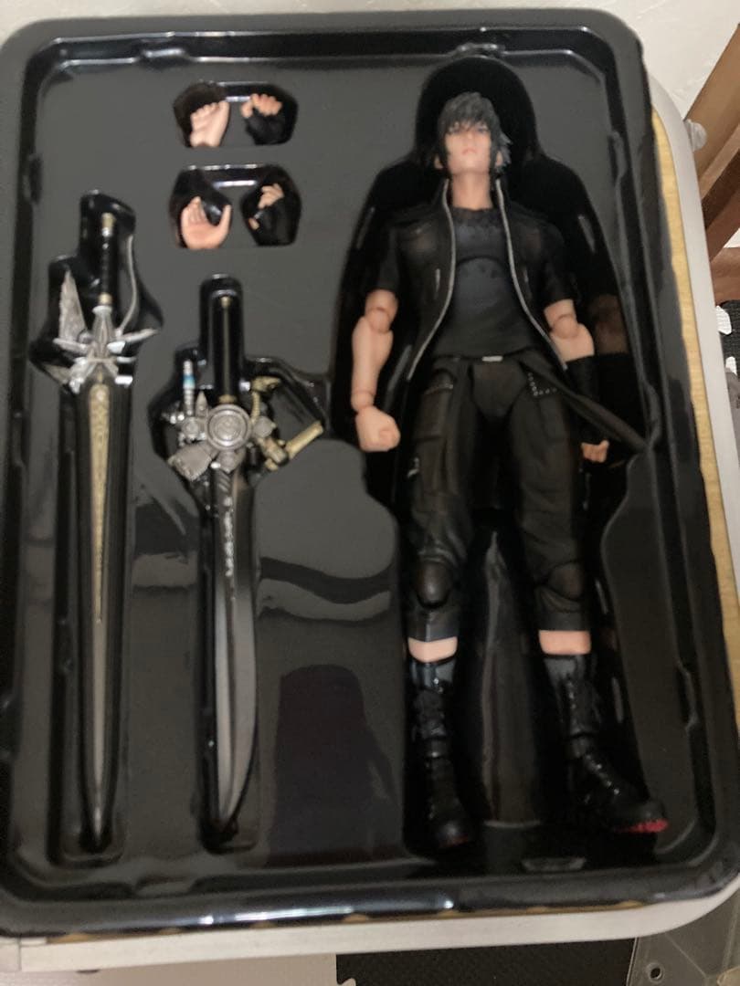 FF15 ノクティス プレイアーツ改 再販版 フィギュア - メルカリ