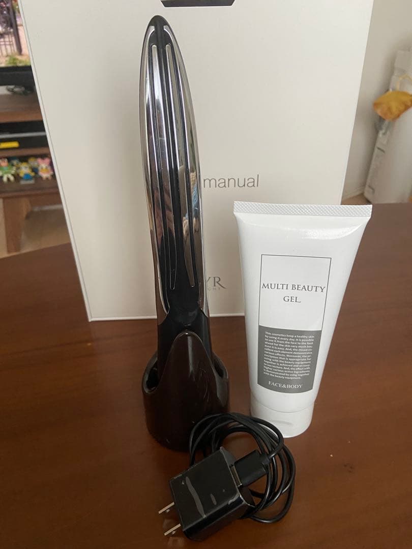 正規品・動作確認済】PYR KNIGHT パイラナイト 美顔器（ジェル付