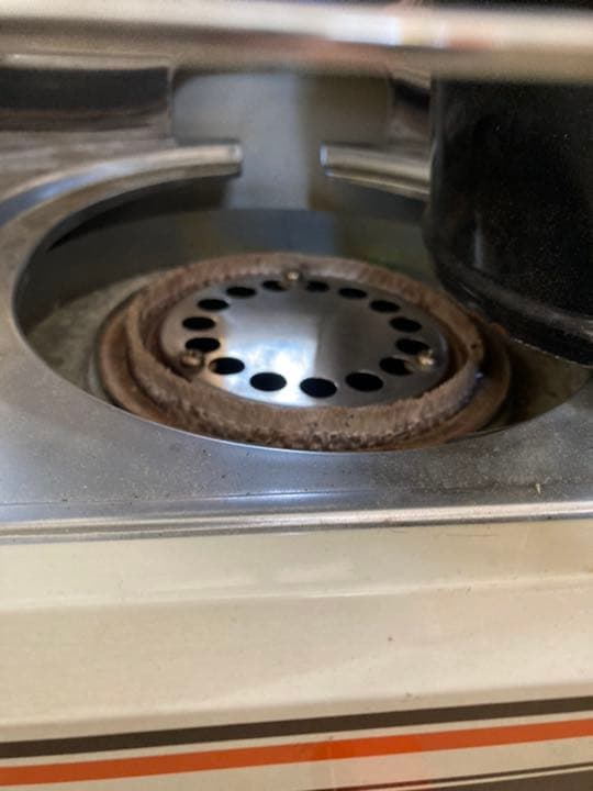 廃油ストーブ 煙突アダプタ付き 耐熱塗装 80mm、100mm煙突使えます